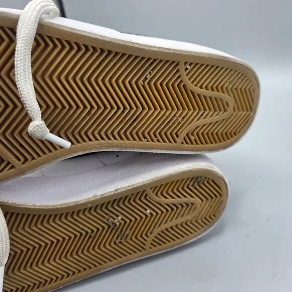 Nike Blazer Mid 77 White / Black Swoosh Youth Sneakers Shoes Size 5.5 Y - Picture 12 of 12
